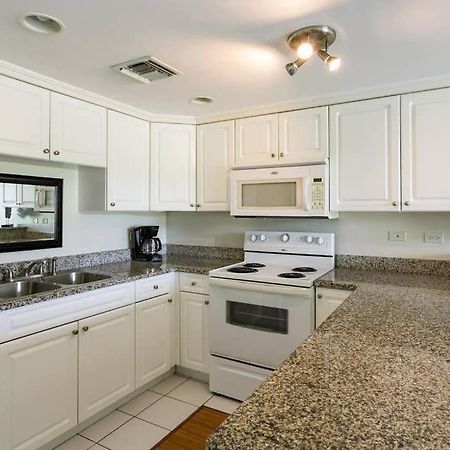 Beach Living At Island Pine Villas Blp George Town Bagian luar foto